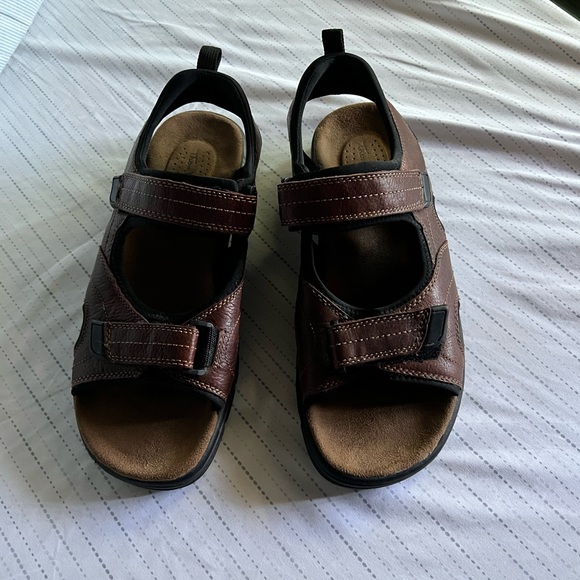Thom McAn size 12 sandals - Picture 2 of 6
